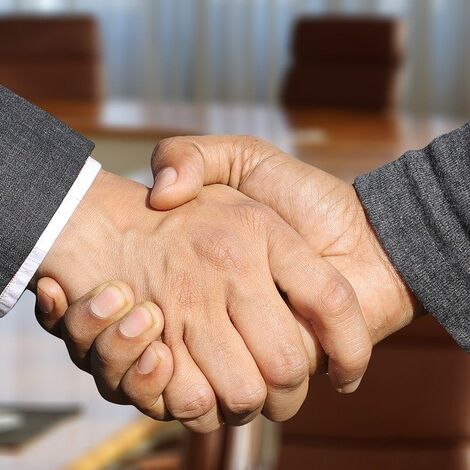shaking-hands-3091906_1280